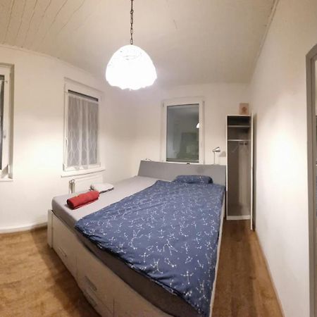 Charmantes helles Zimmer zentrumnah und naturnah Göppingen Exterior foto