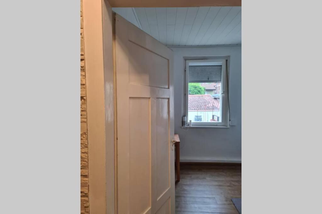 Charmantes helles Zimmer zentrumnah und naturnah Göppingen Exterior foto